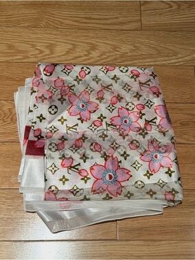 Logo-Print Floral Scarf in Pink & Red